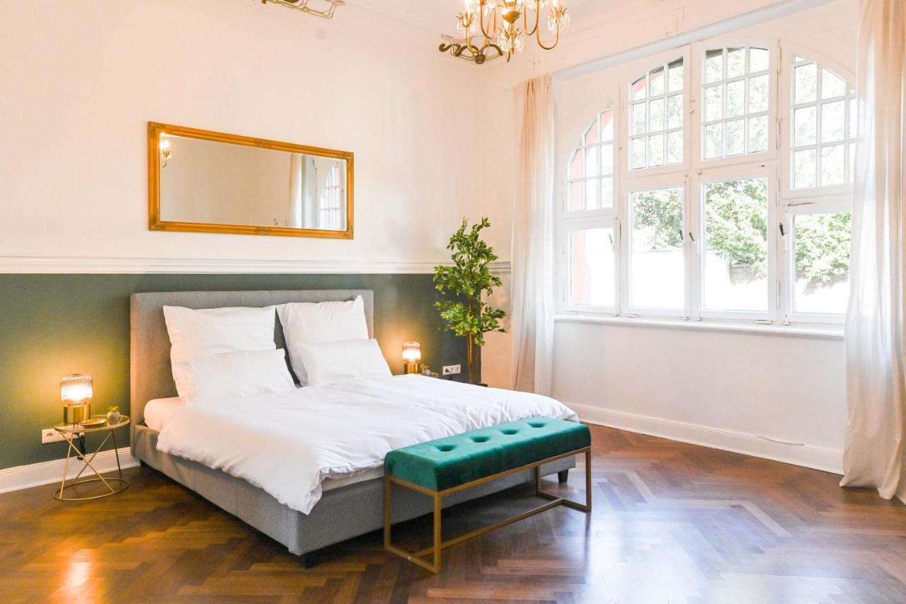 120qm Denkmal In Mit Stuck Und Garten - Beuys -