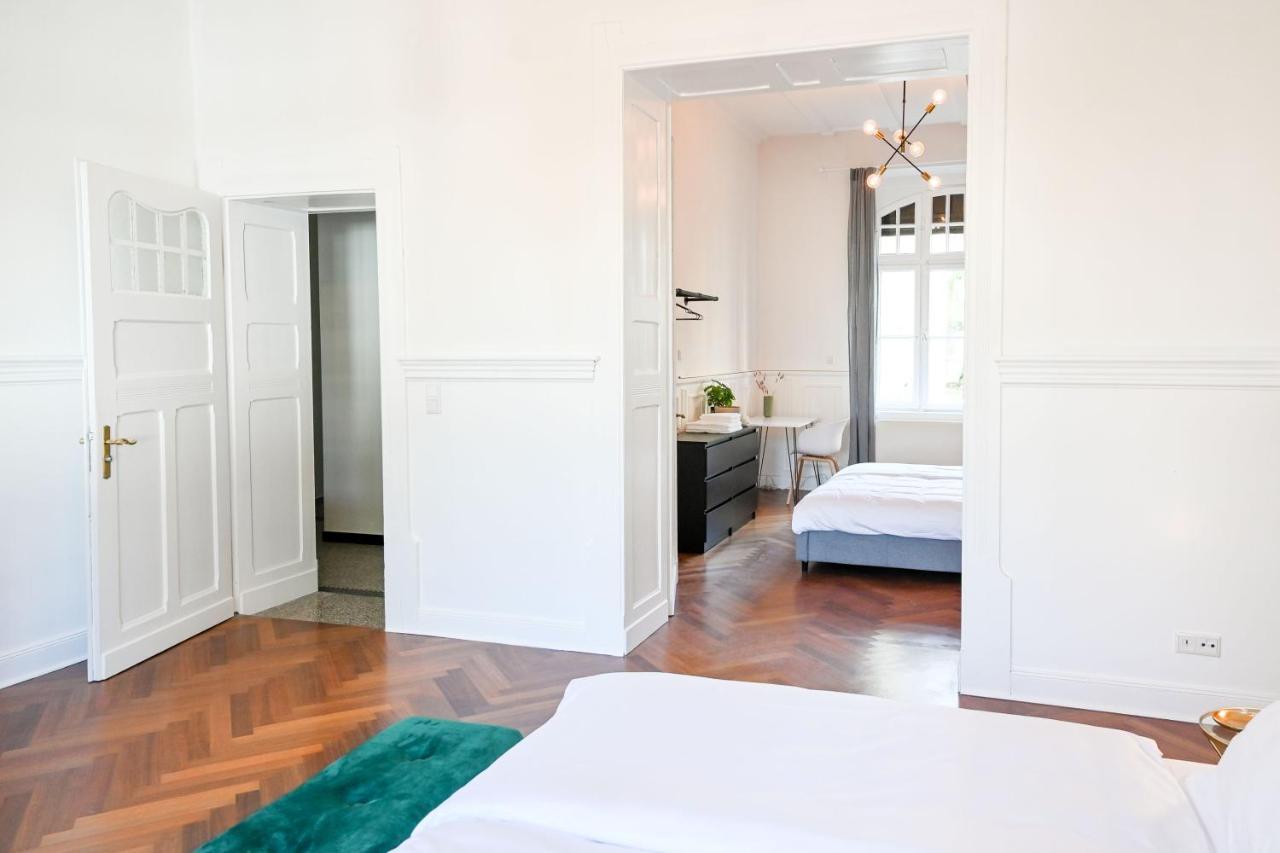 120qm Denkmal In Mit Stuck Und Garten - Beuys - Apartment *